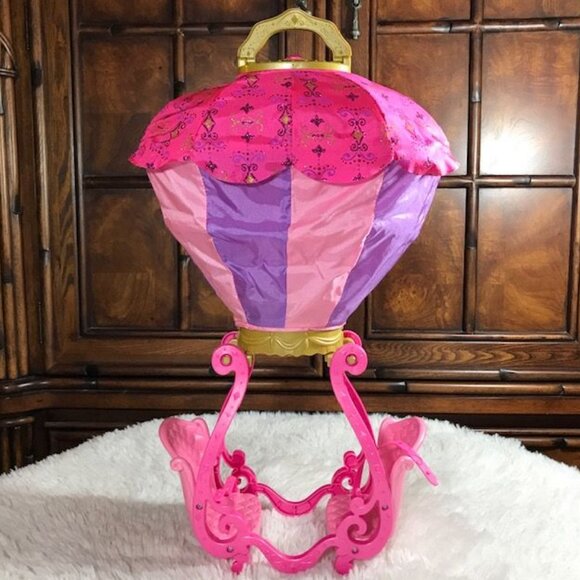 Barbie 2pc Collapsible Convertible Sparkle Hot Air Balloon and Carriage - Picture 8 of 16